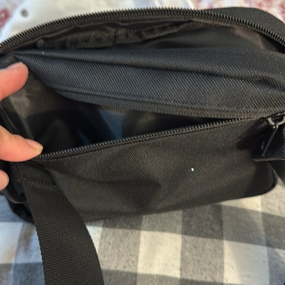 Lakers Belt Bag - Picture 5 of 5